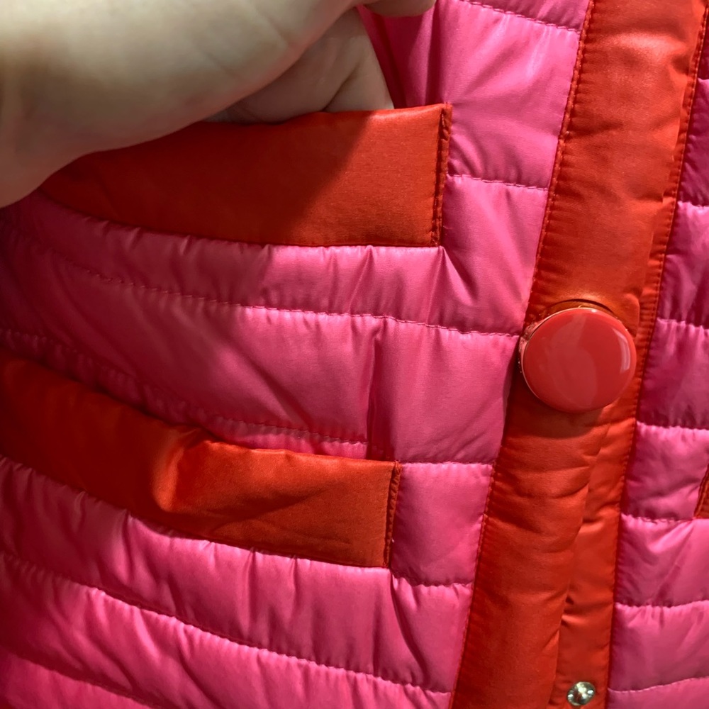 Kate Spade ♠️ packable jacket. - Picture 5 of 14